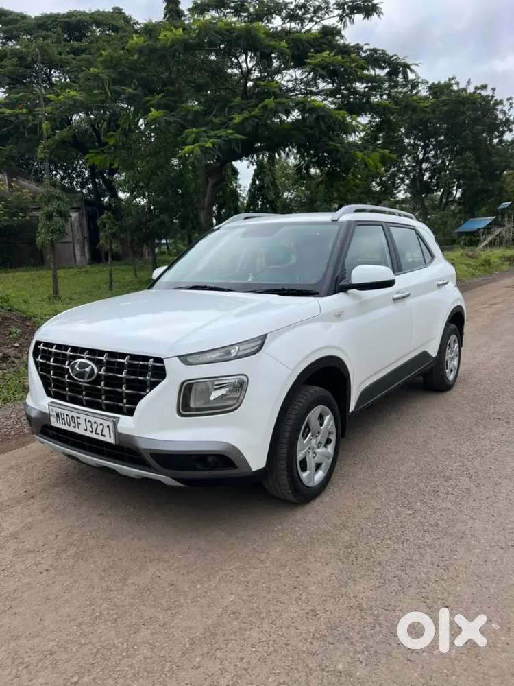 Hyundai Venue Petrol 2020 Single Owner