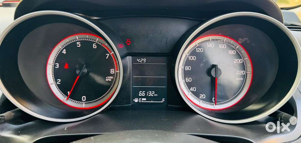 Maruti Suzuki Swift Vxi Abs Bsiv, 2021, Petrol