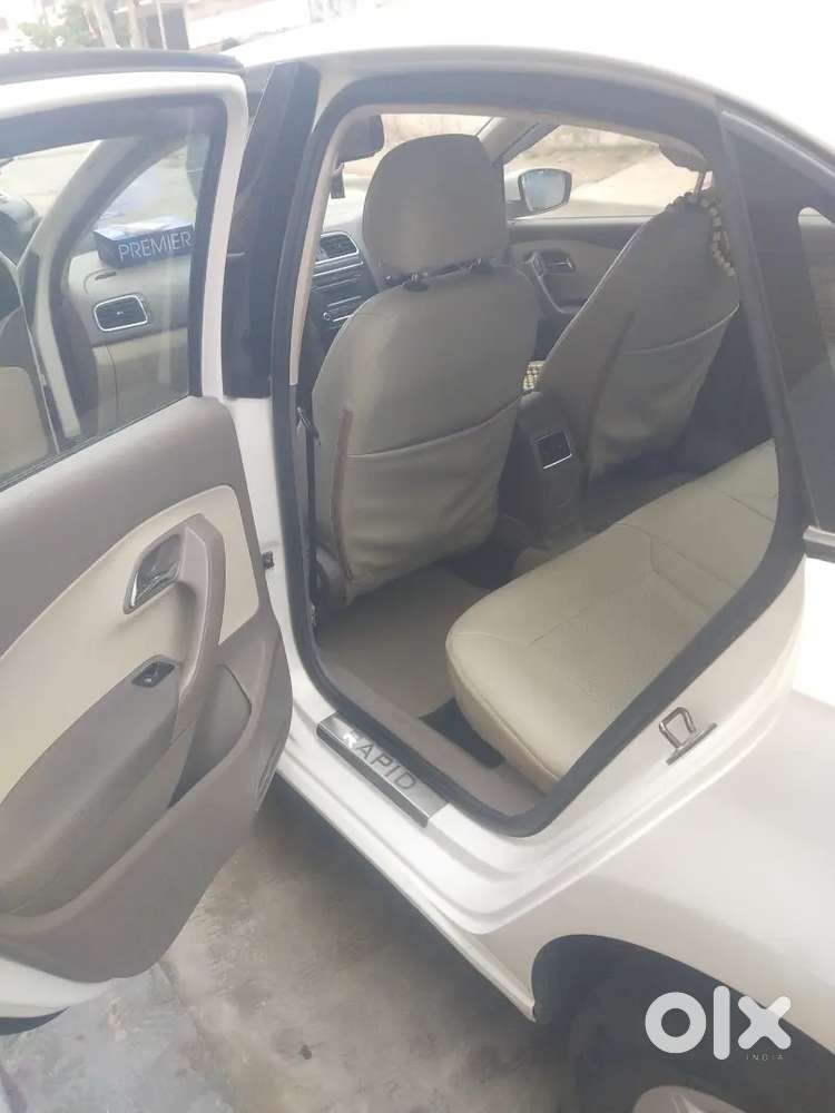 Skoda Rapid 1.6 Ambition 2013