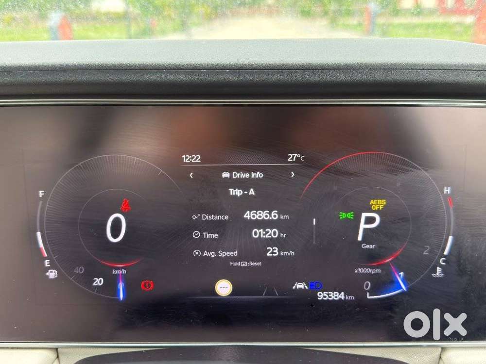 Mahindra Xuv700 2.2 Ax 7 Diesel At Luxury Pack Str Awd, 2022, Diesel