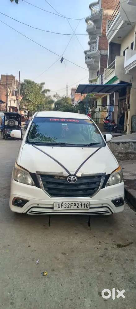 Toyota Innova 2014 Diesel 250000 Km Driven