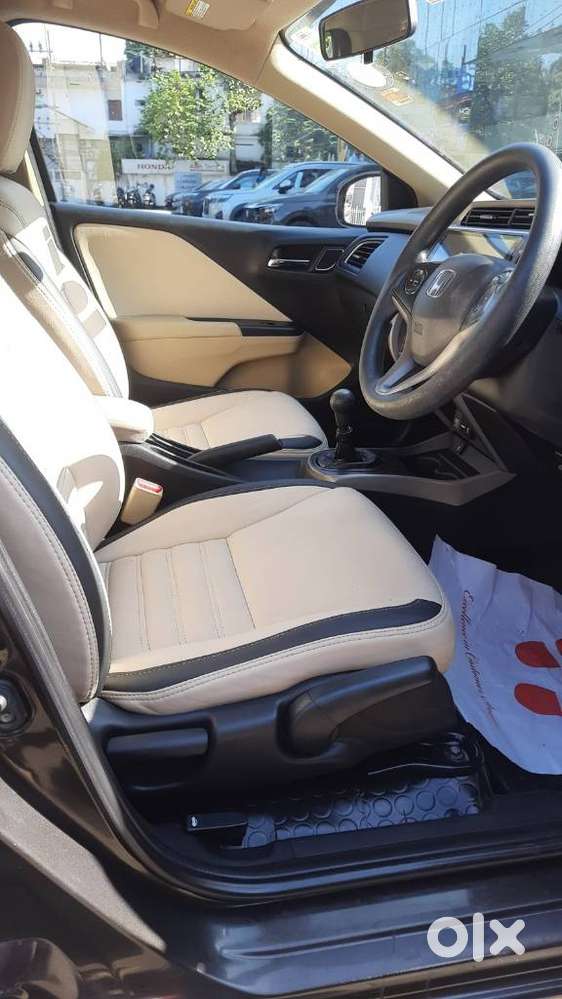 Honda City I-vtec V, 2017, Petrol