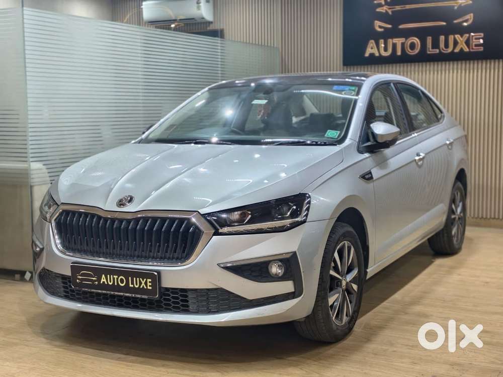 Skoda Slavia 1.0 Tsi Style At, 2023, Petrol