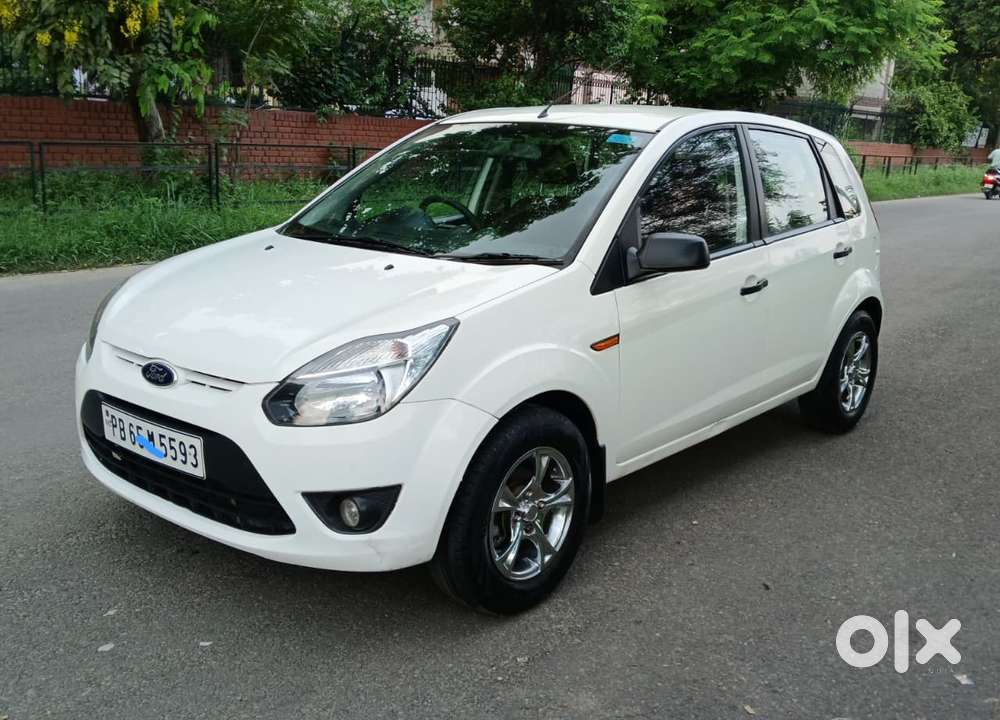 Ford Figo 1.2p Trend Mt, 2011, Petrol