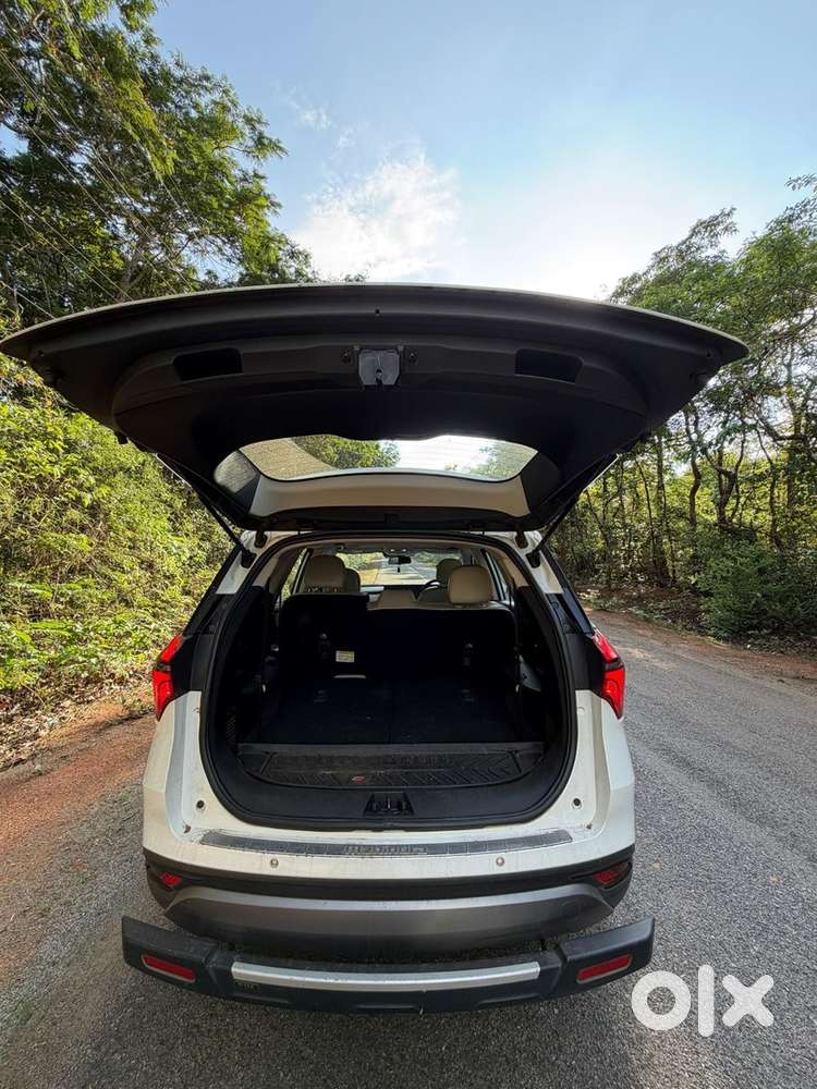 Mahindra Xuv700 Diesel 2022