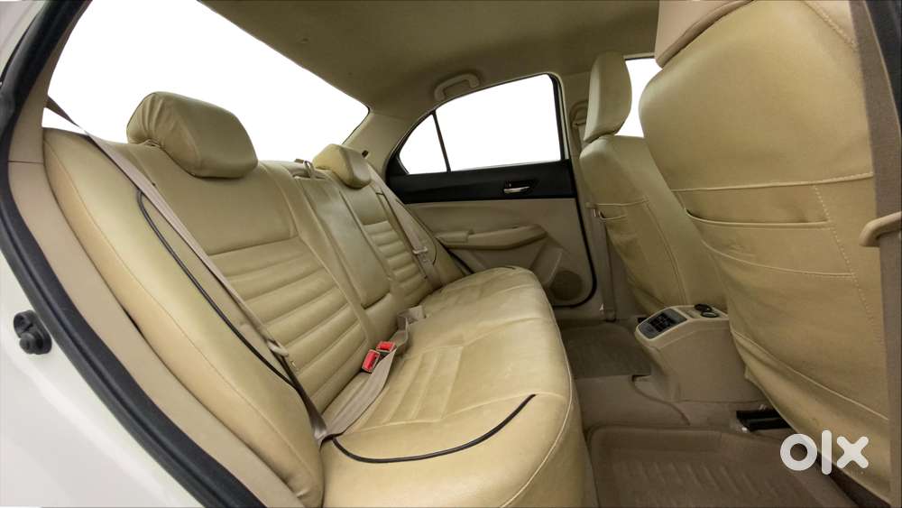 Maruti Suzuki Swift Dzire Amt Zxi, 2019, Petrol