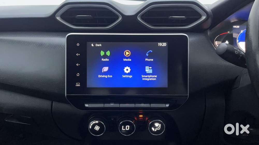 Nissan Magnite 1.0 Xv Premium Turbo Cvt, 2022, Petrol