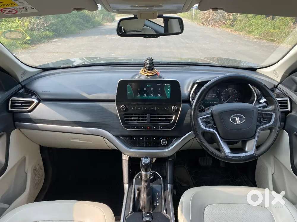 Tata Safari
