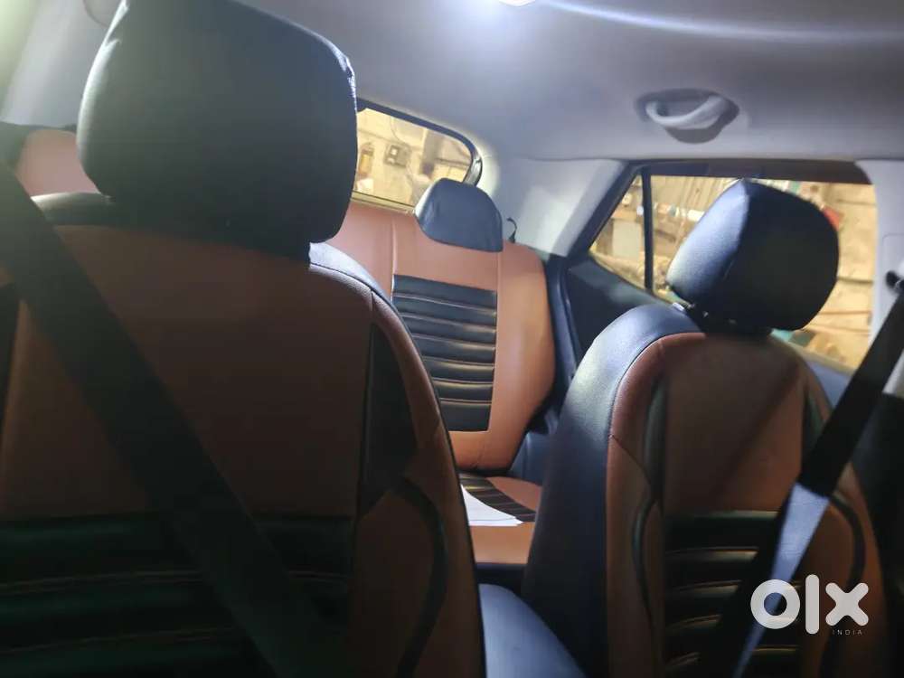 Hyundai Venue 2022 Petrol 34000 Km Driven
