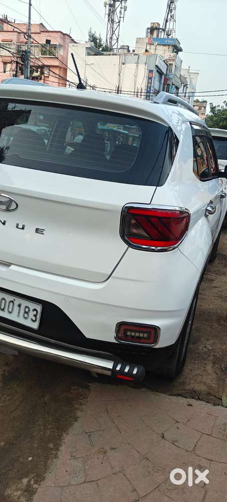 Hyundai Venue 1.2 S (o), 2020, Cng & Hybrids