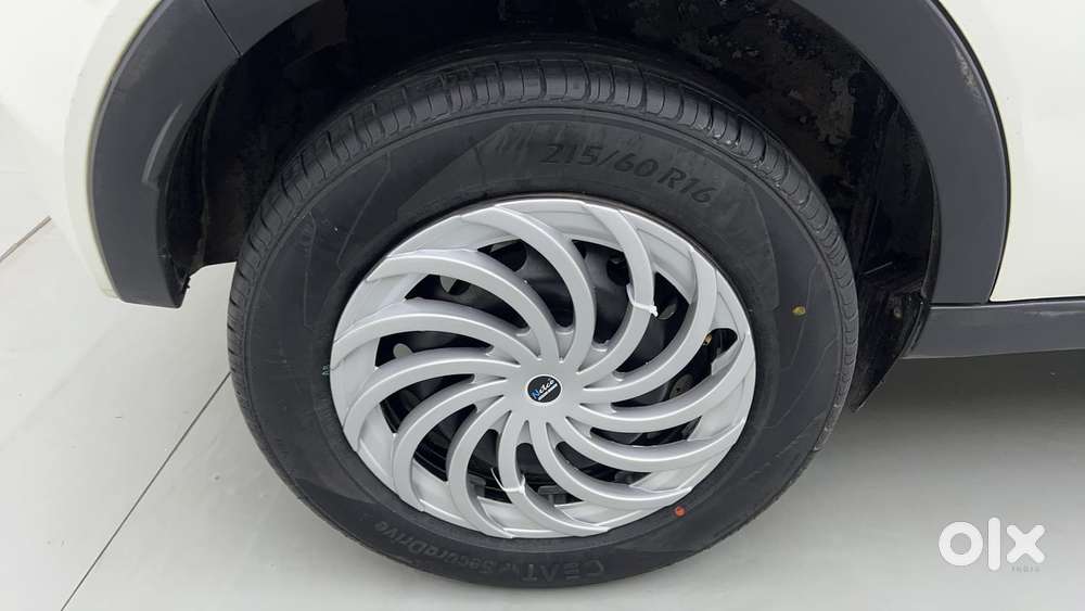 Tata Nexon 1.2 Revotron Xma Amt, 2018, Petrol