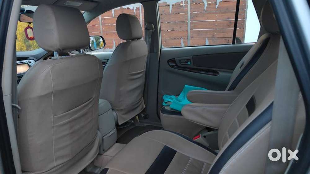 Toyota Innova 2.5 G (diesel) 7 Seater Bs Iv, 2013, Diesel