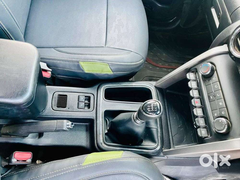 Mahindra Thar Lx Hard Top Diesel Mt Rwd, 2024, Diesel
