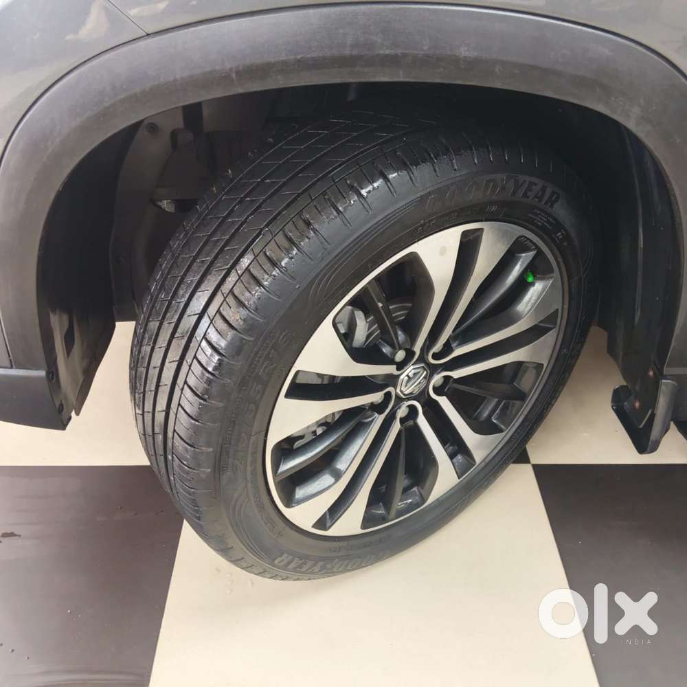 Mg Hector Savvy Pro 1.5 Turbo Cvt Dual Tone, 2022, Petrol