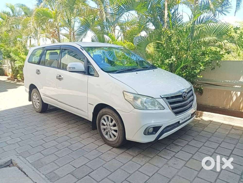 Toyota Innova 2.5 V 8 Str, 2014, Diesel