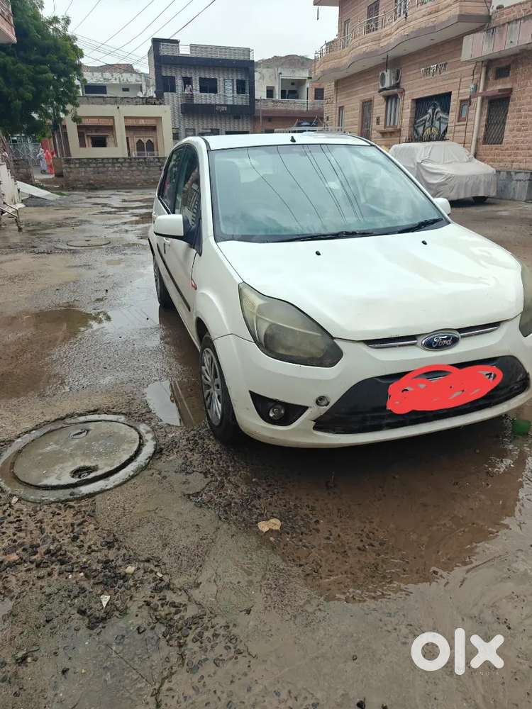 Ford Figo Diesel Titanium 2011