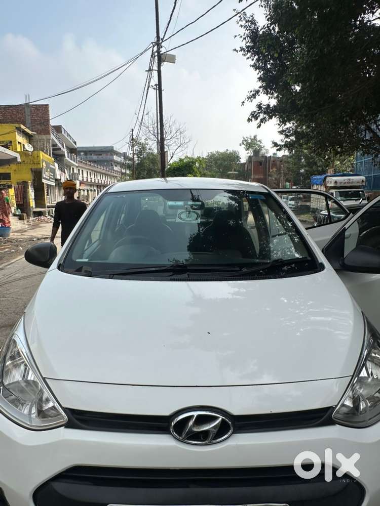 Hyundai Xcent 2018 Petrol