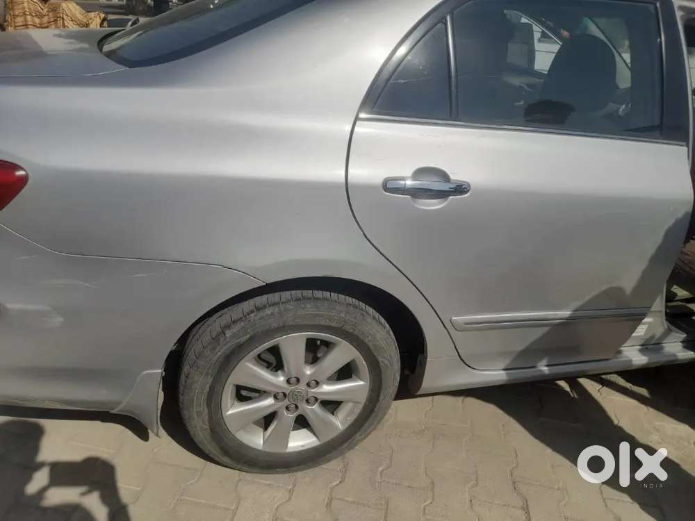 Toyota Corolla Altis  Driven 1.8 G New Showroom Condison Car 
Ac Chalu