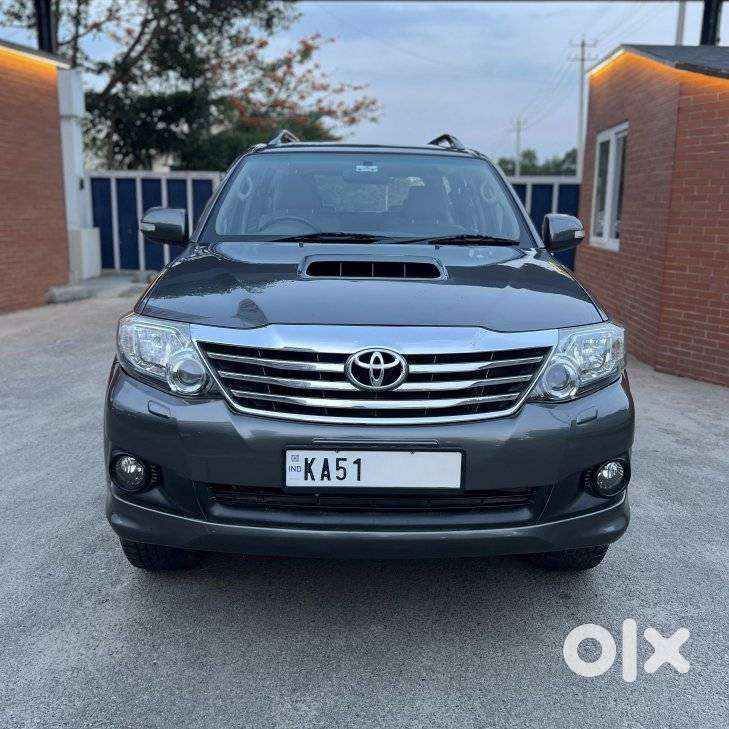 Toyota Fortuner 3.0 4x2 Mt, 2014, Diesel