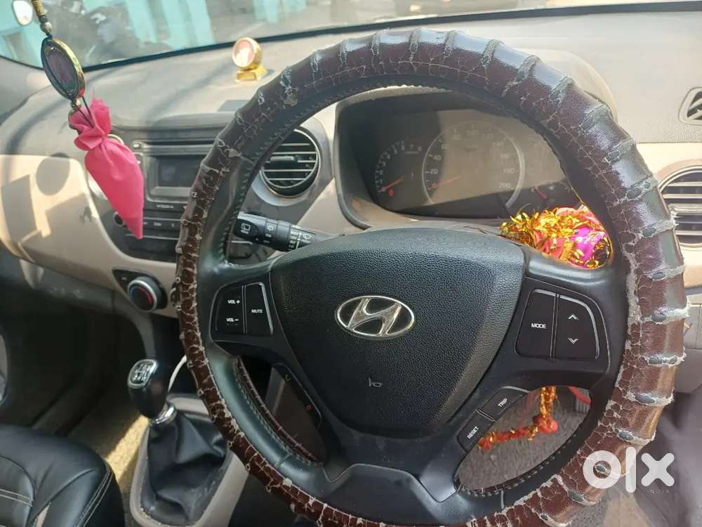 Hyundai Grand I10 Top Model Excellent Mileage