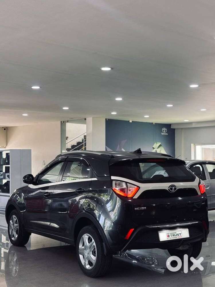 Tata Nexon 1.2 Revotron Xz Plus, 2019, Petrol