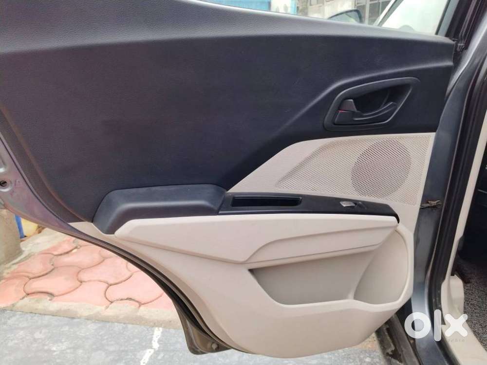 Mahindra Xuv300 W6 Diesel, 2021, Diesel