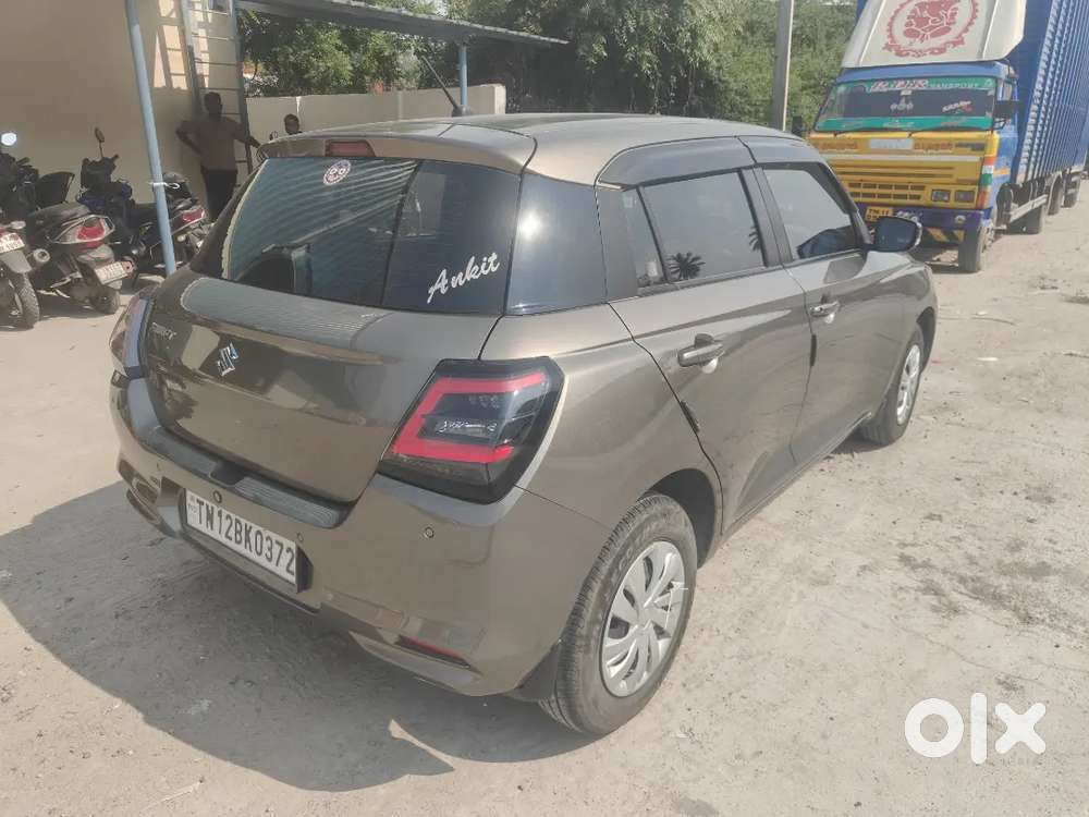Maruti Swift 2025 Petrol 22000 Km Driven, Automatic