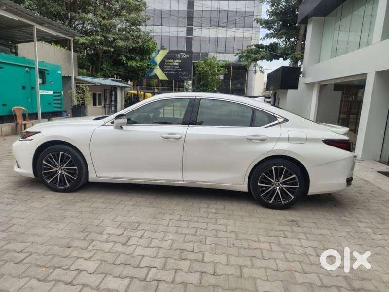 Lexus Es 300h, 2023, Petrol