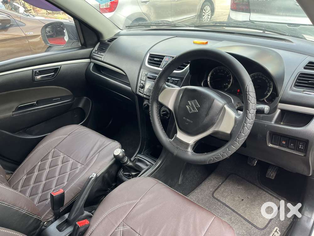 Maruti Suzuki Swift Vxi + Manual, 2017, Petrol