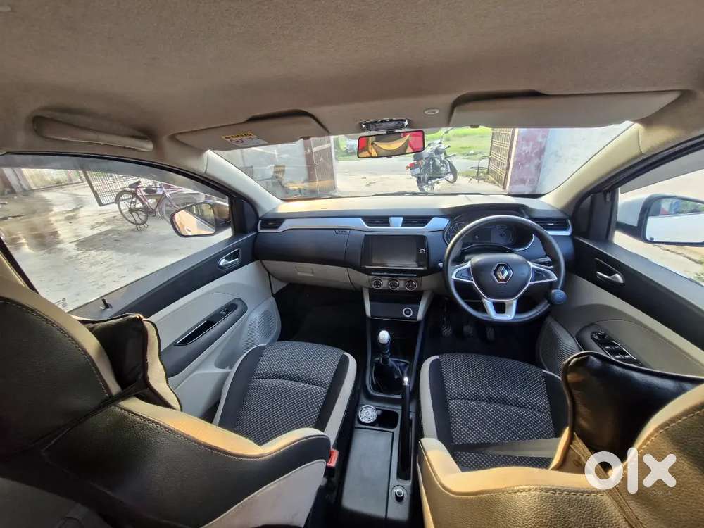 Renault Triber 1.0 Rxz Top Model  2019 End