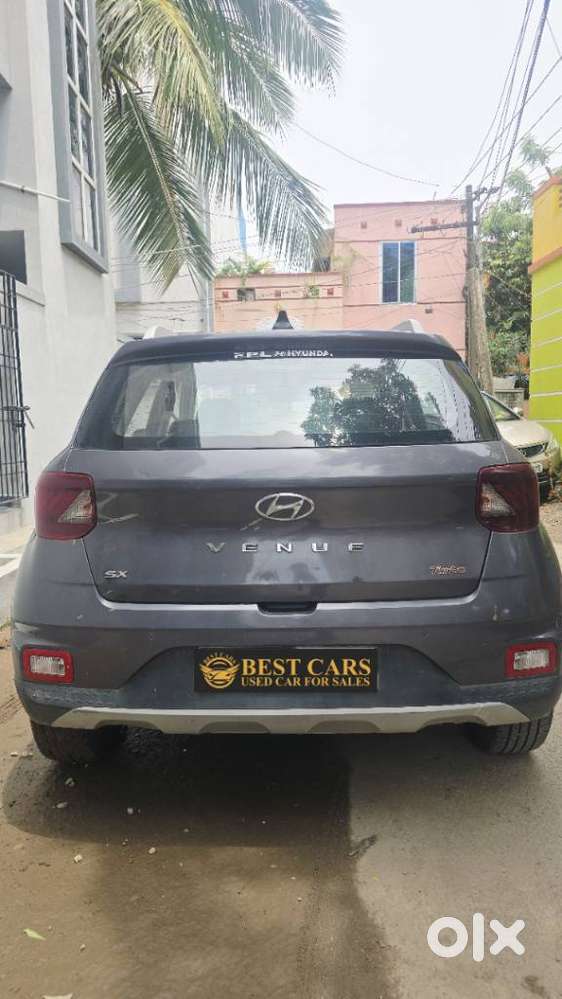 Hyundai Venue 1.5 Crdi Sx (o) Dual Tone, 2019, Petrol