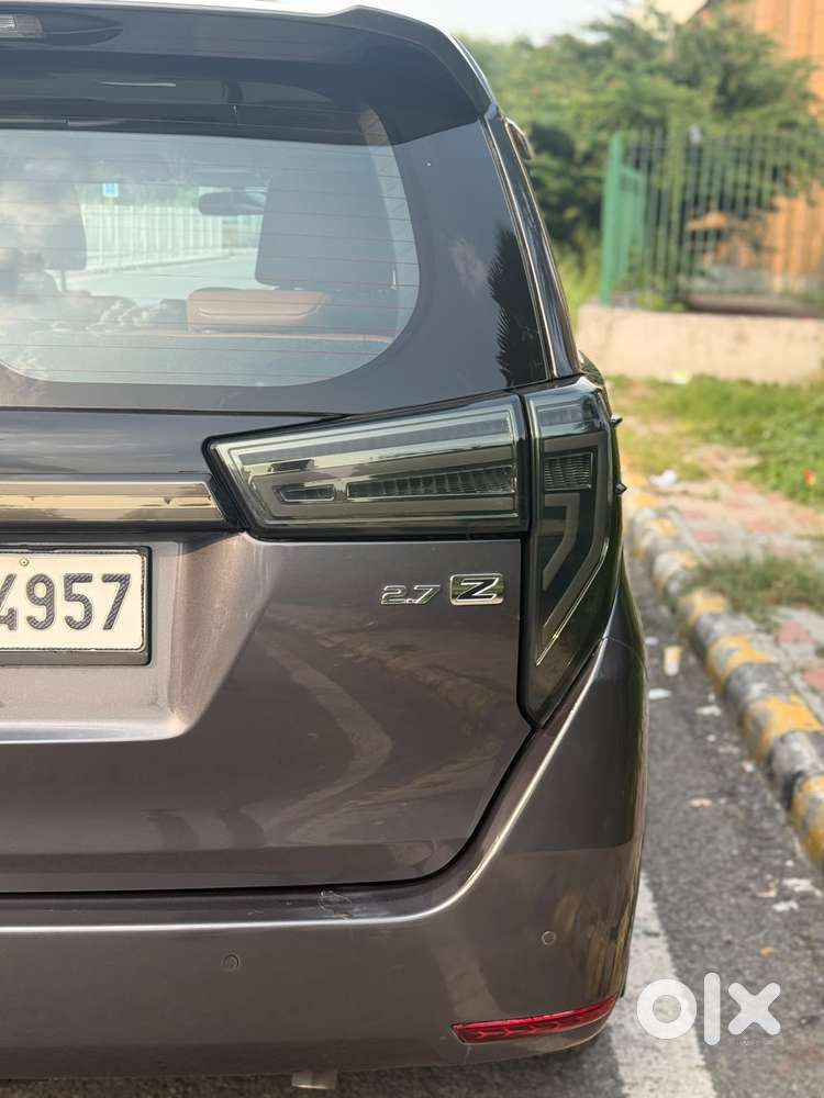 Toyota Innova Crysta, 2022, Petrol
