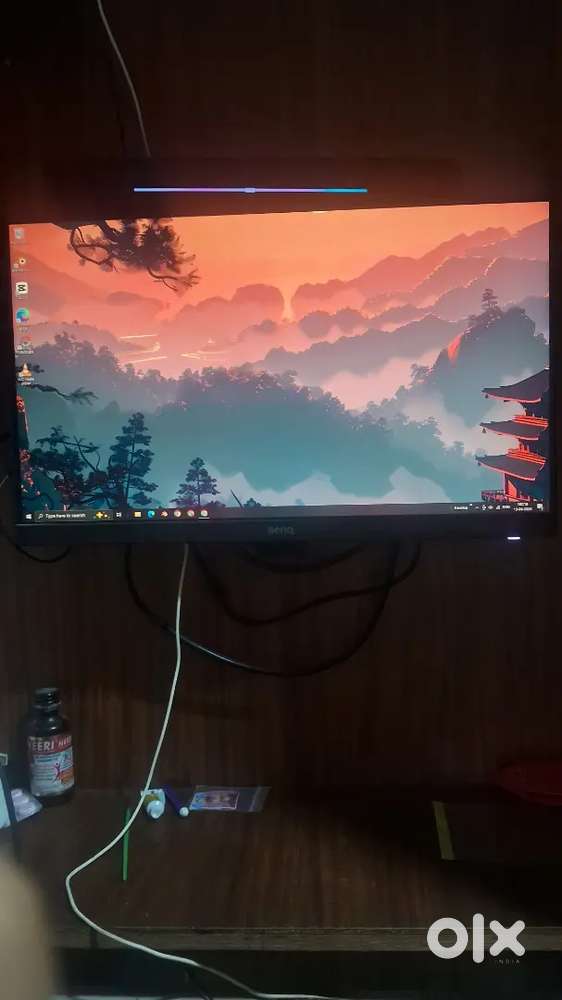 Complete Lenovo Desktop + BENQ Monitor  8GB RAM  512GB  ₹15,000