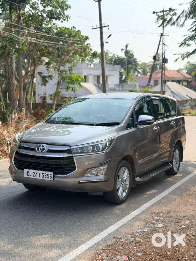 Toyota Innova Crysta 2016 Diesel 190000 Km Driven