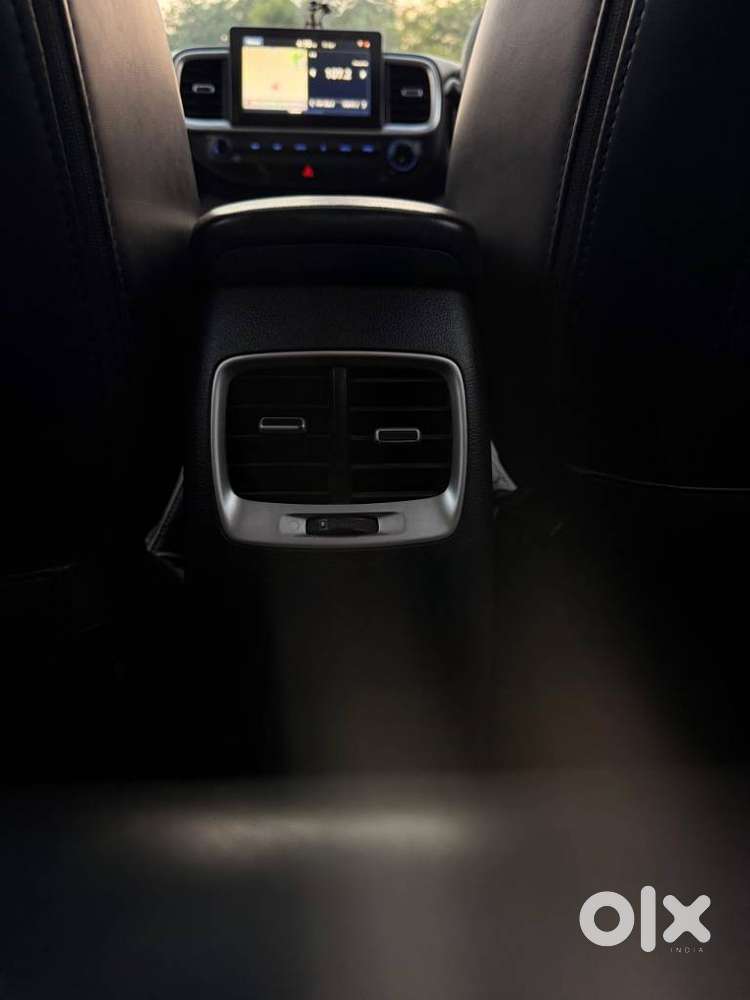 Hyundai Venue Sx+ At, 2019, Petrol