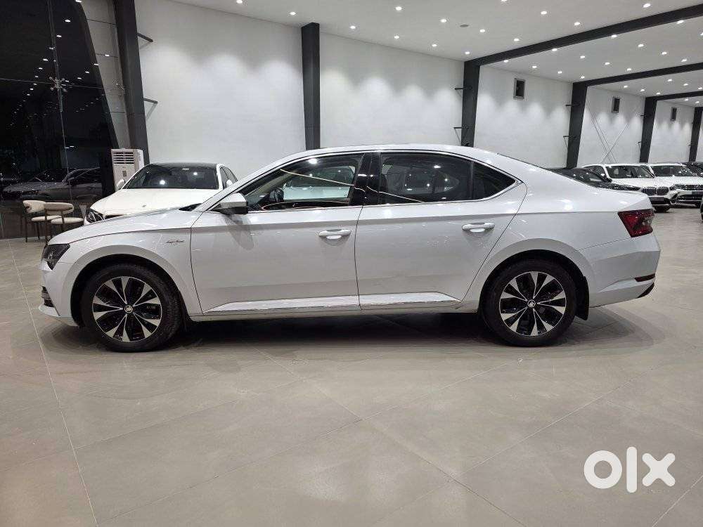 Skoda Superb 2.0 L&k Tsi At, 2020, Petrol
