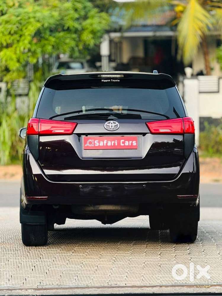 Toyota Innova Crysta 2.8 Z, 2016, Diesel