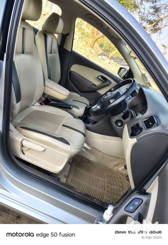 Volkswagen Vento 2010-2013 Petrol Highline, 2011, Petrol