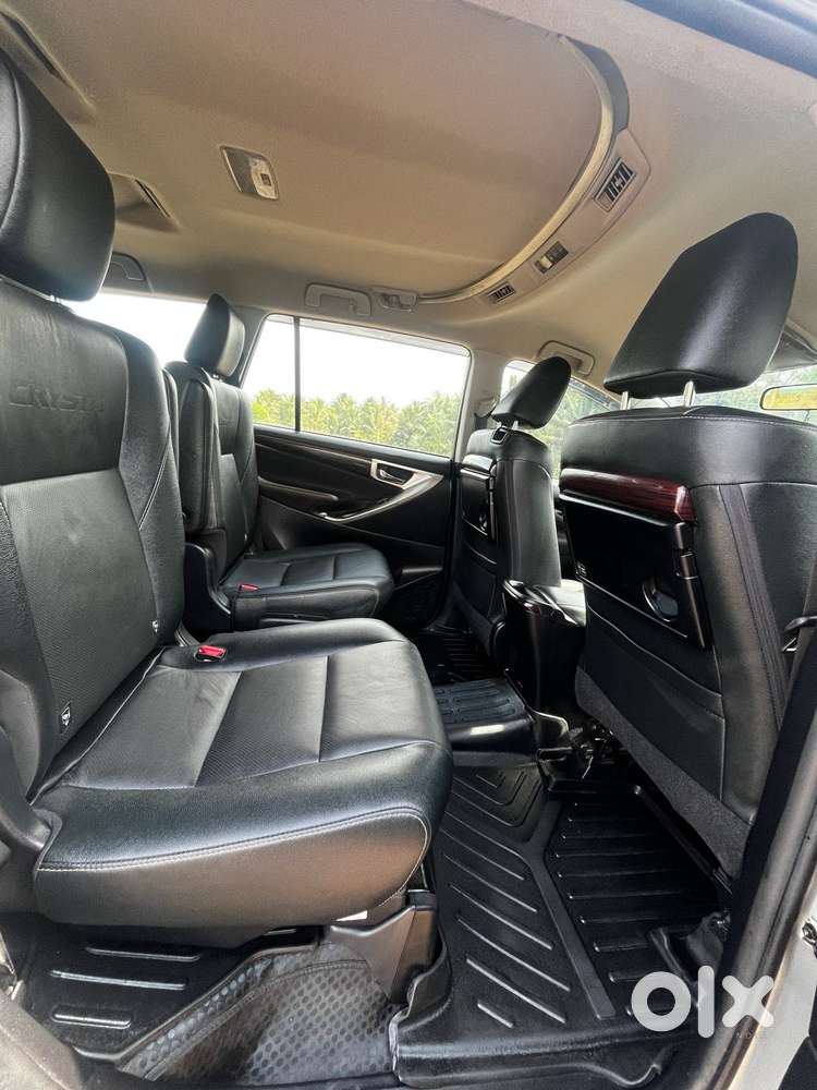 Toyota Innova Crysta [2020-ongoing] 2.4 Zx 7 Str, 2024, Diesel