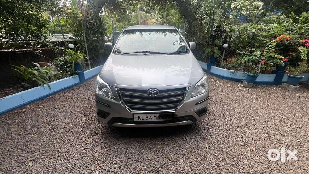 Re-toyota Innova 2015 Diesel Good Condition
