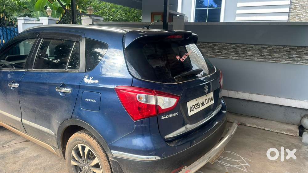 Maruti Suzuki S-cross 2022 Petrol Well Maintained And Least Used Car