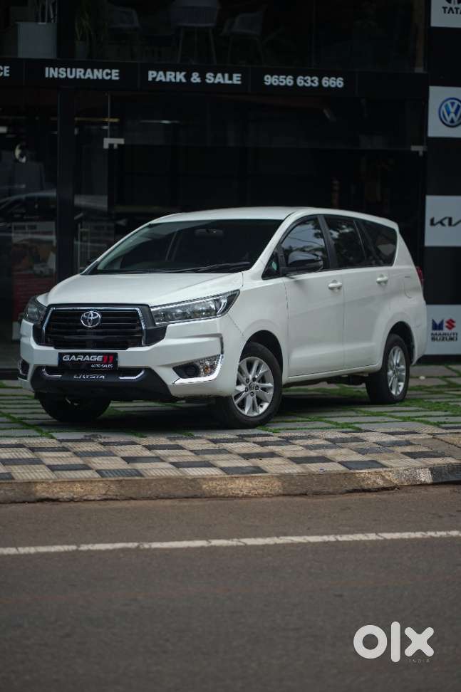 Toyota Innova Crysta 2.4 Gx 8 Str, 2018, Diesel