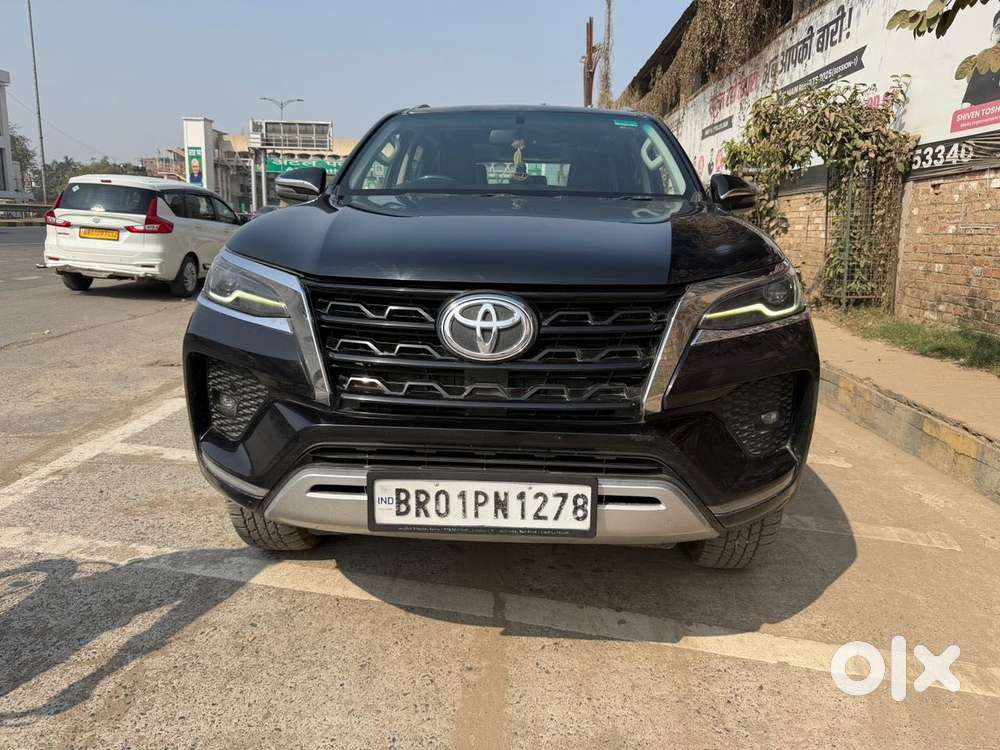 Toyota Fortuner [2021-ongoing] 2.8 2wd Diesel At, 2022, Diesel