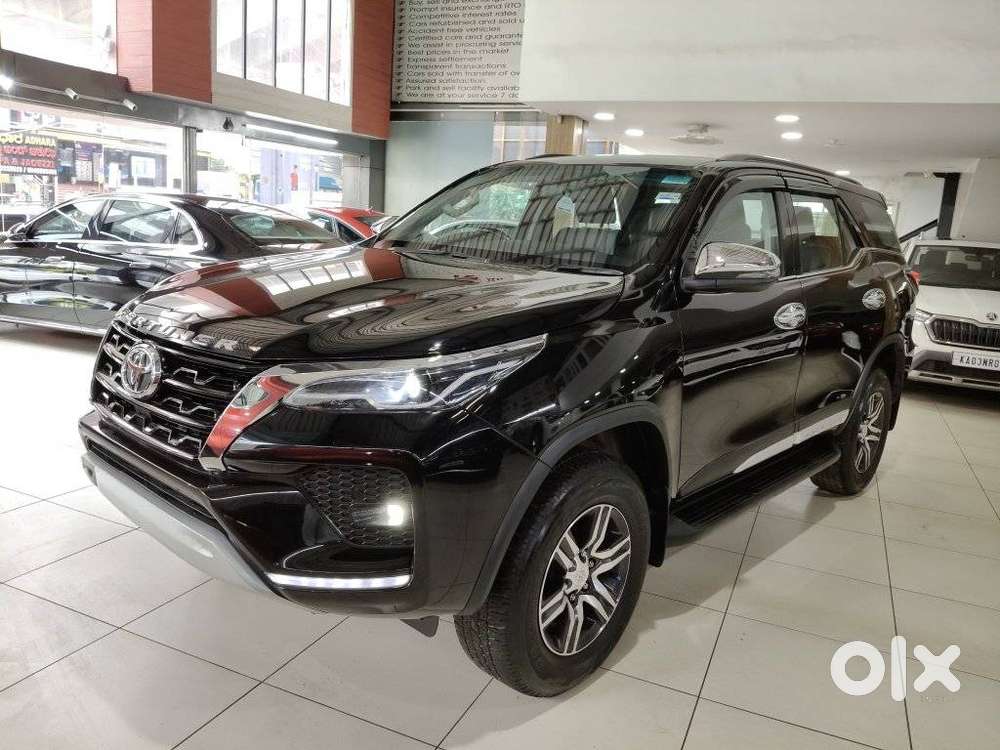 Toyota Fortuner 4X2 AT 2.8 Diesel, 2023, Diesel