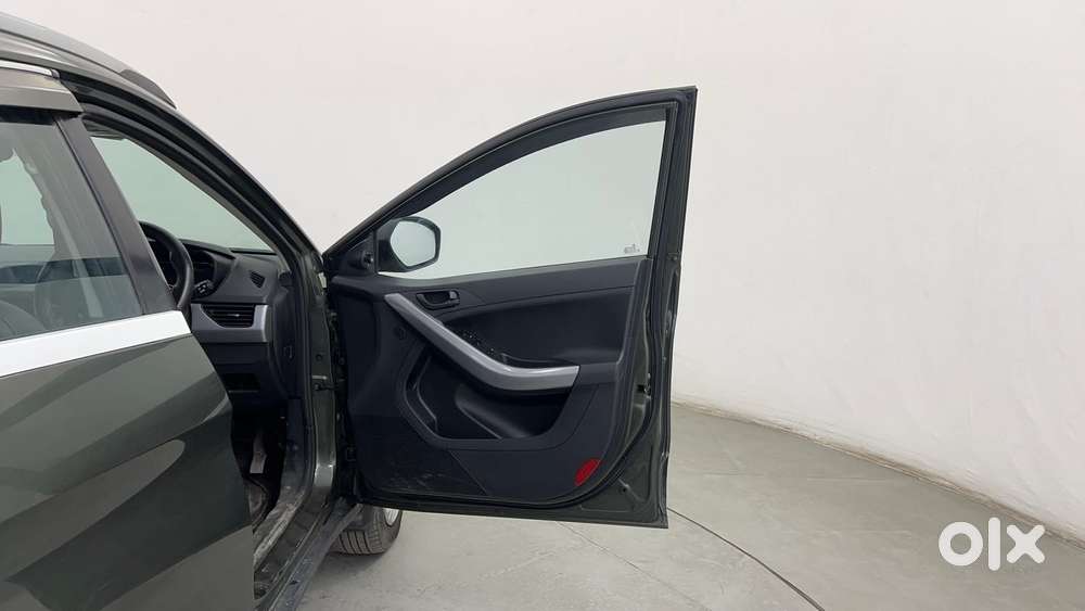 Tata Nexon 1.2 Revotron Xm, 2022, Petrol