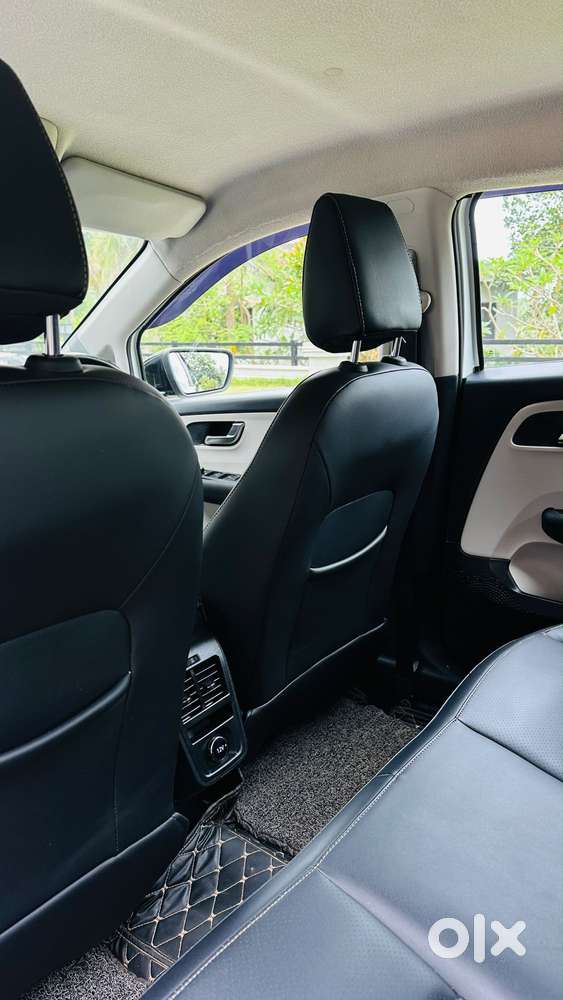 Tata Altroz Xz Plus (s), 2022, Petrol