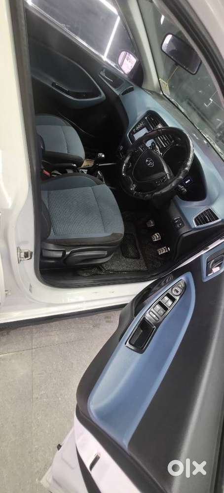 Hyundai I20 Active Sx Petrol, 2017, Petrol