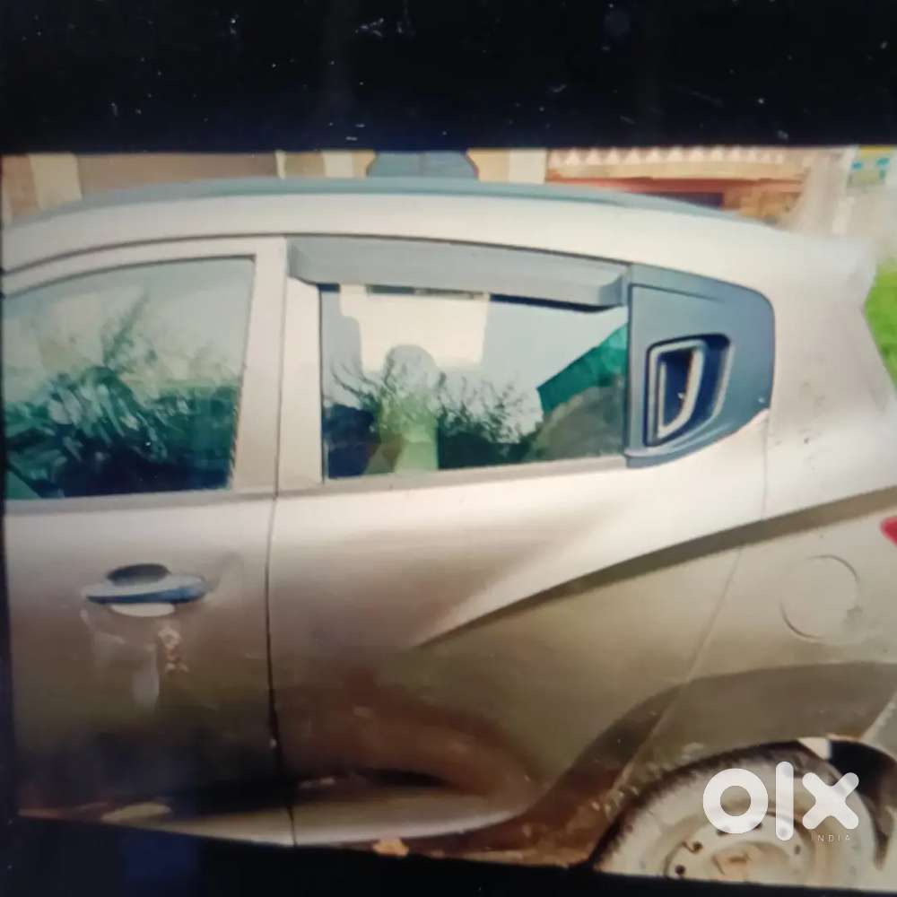 Mahindra Kuv100 Nxt 2017 Diesel 66000 Km Driven