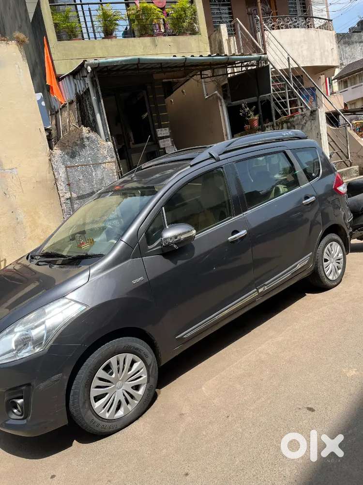 Maruti Ertiga Grey