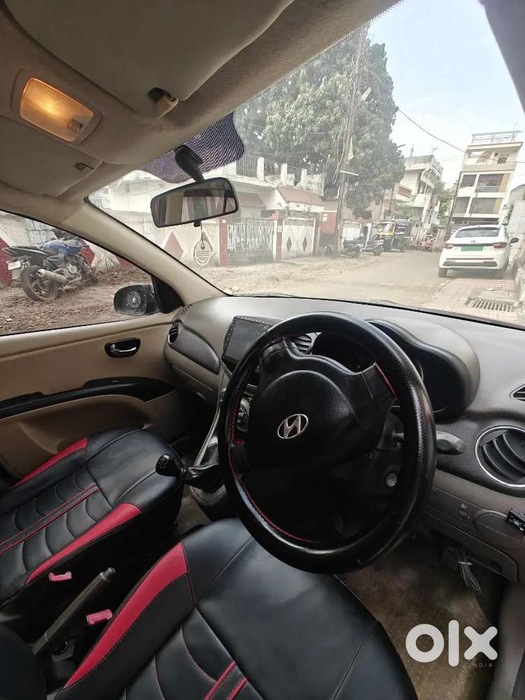 Hyundai I10 2011 Petrol 102000 Km Driven